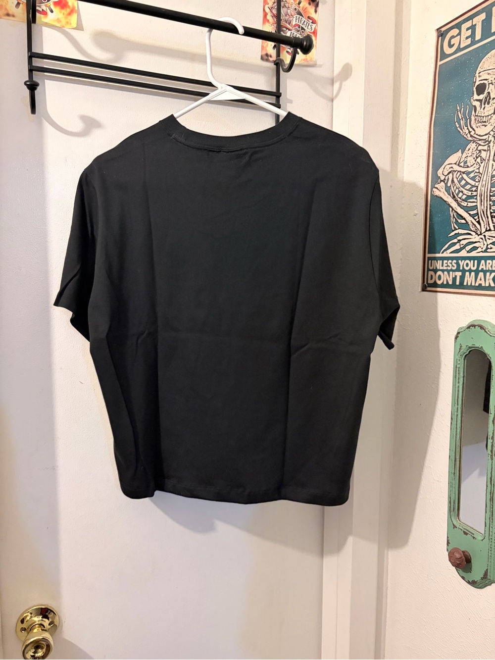 Adidas- size XL- black slightly cropped tee w/ leopard print. NWT - Picture 5 of 5